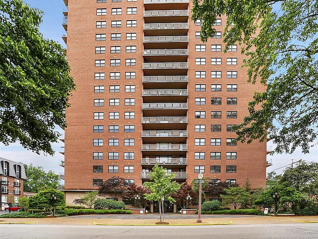 Photo - 4466 W Pine Blvd Condo Unit 6A