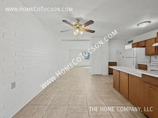 Photo - 1319 E Louisiana Dr