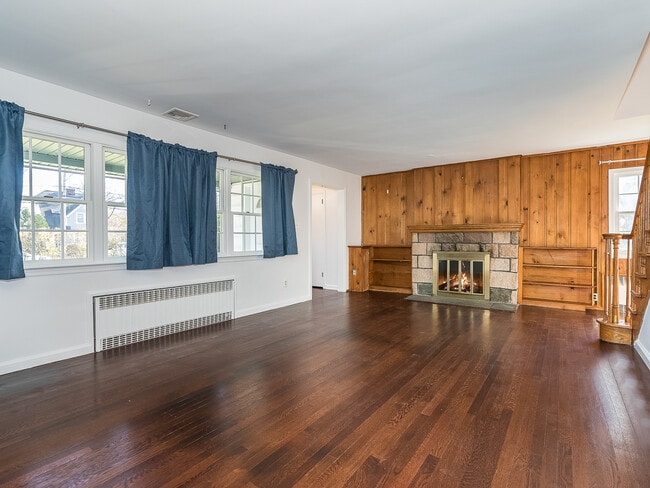 130 Littleton Rd