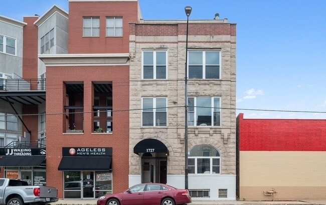 Photo - 1727 N Clybourn Ave Condo Unit 3