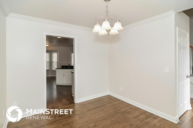 Photo - 713 Brent Glen Pl