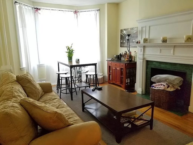 Building Photo - 14 Glenville Ave Unit 1 Rental
