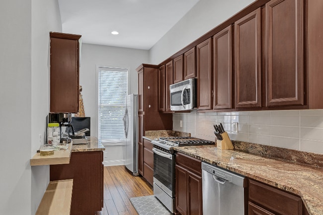 Photo - 2303 N Calvert St