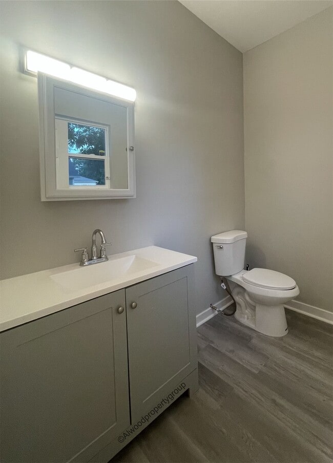 Photo - 1021 S State Ave