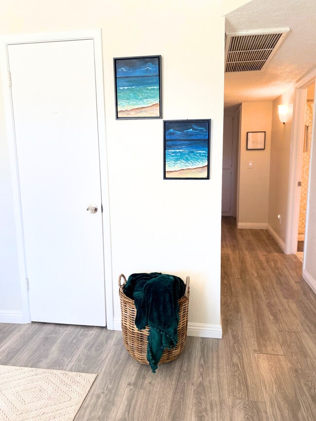 Living room into hall - 1778 W 28th St