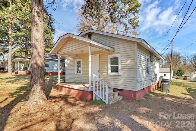 Photo - 2510 Hemphill St