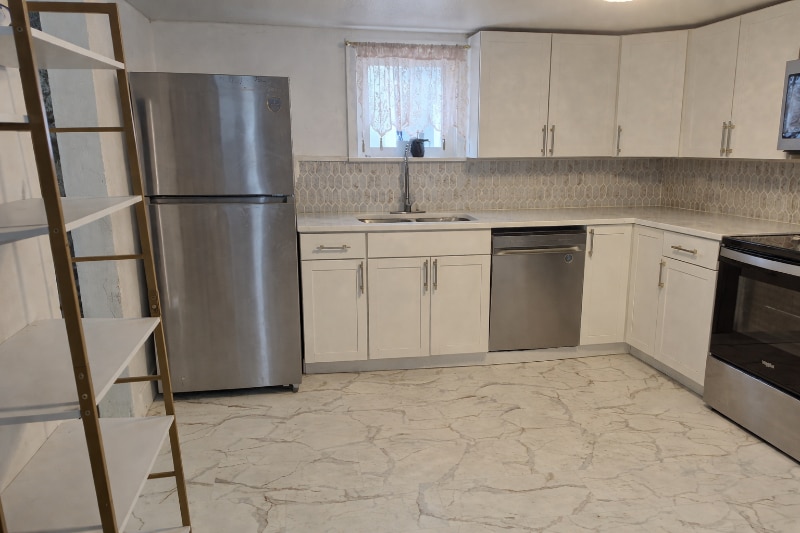 Photo - 307 E Oak St