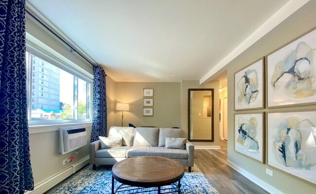 The Maynard at 5115 N Sheridan