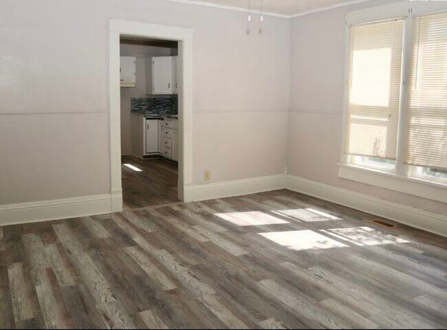 Photo - 510 E 7th Ave