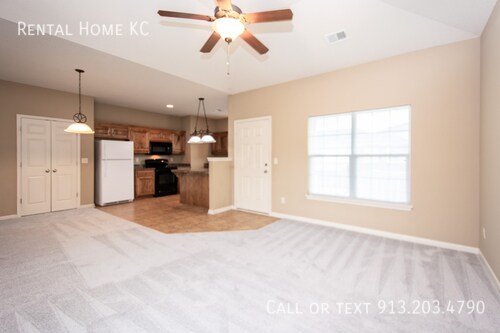 Photo - 2100 N 114th St