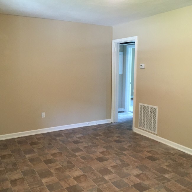 Photo - 5160 Columbus Ave