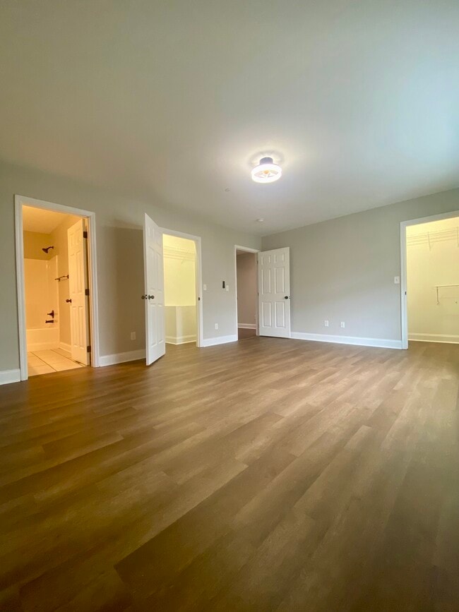 Photo - 1114 Maple Tree Ln Unit 1114 Maple Tree