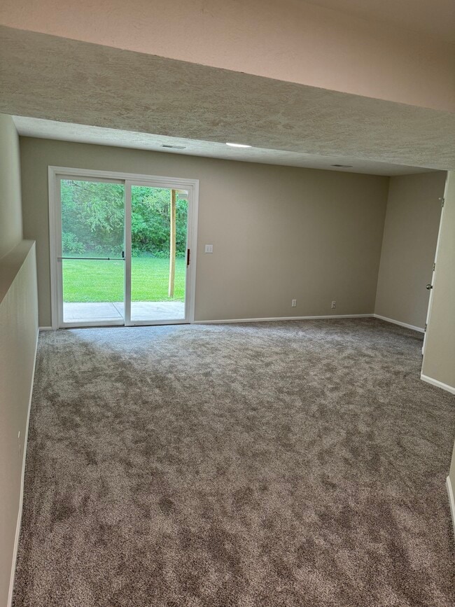 Photo - 4418 S 178th St