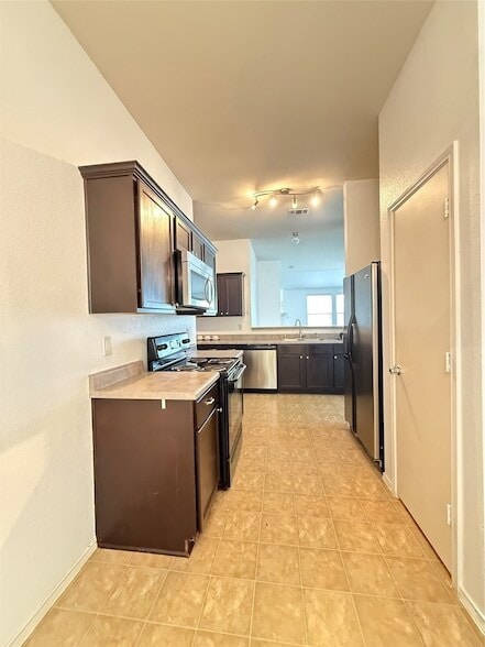 Photo - 13216 Fencerow Rd