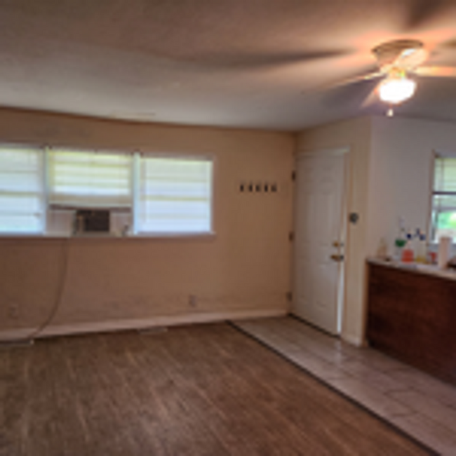 Photo - 130 Apple Tree Rd Apartment Unit C