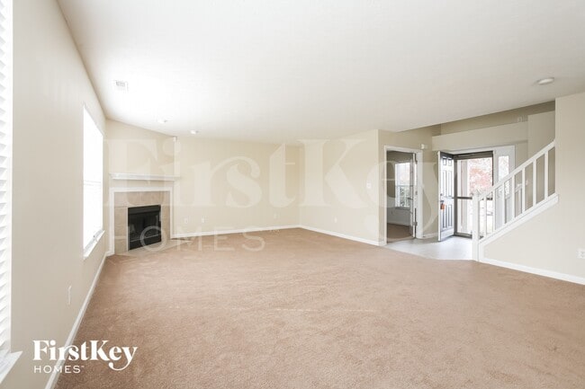 Photo - 10883 Ashwood Dr