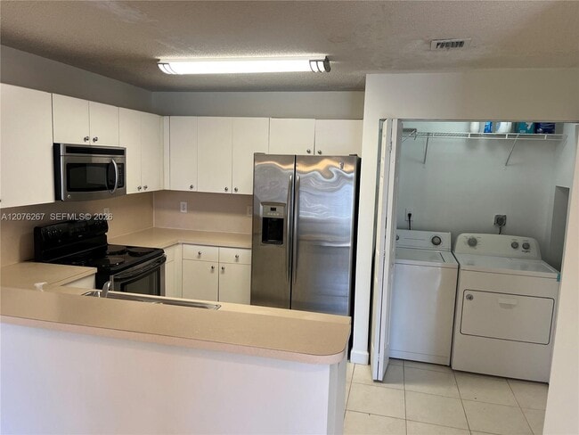 Photo - 12510 SW 53rd St