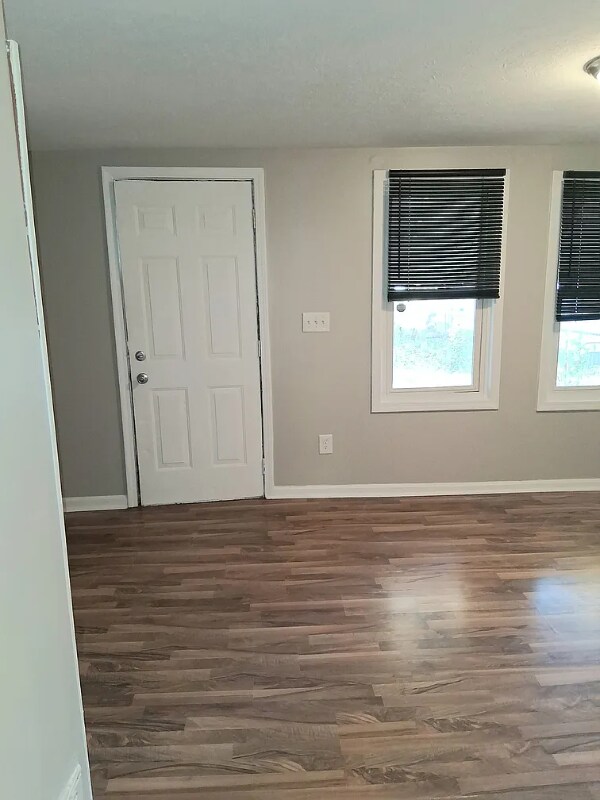 Photo - 3506 Kahlert Ave