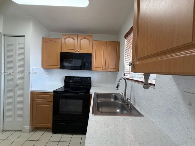 Photo - 6207 SW 131st Ct Unidad 101