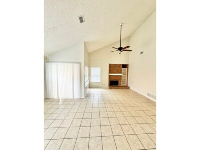 Photo - 1506 Shalain Dr