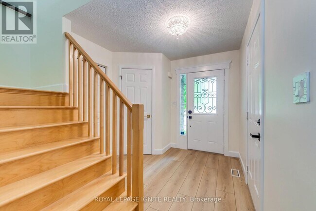 Photo - 64 Templewood Dr