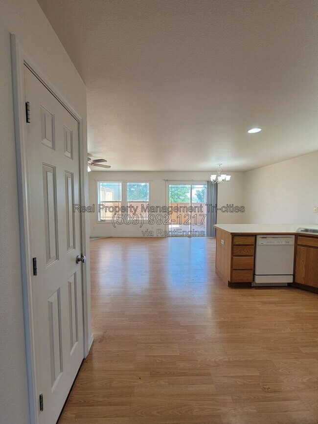 7606 Quadra Dr