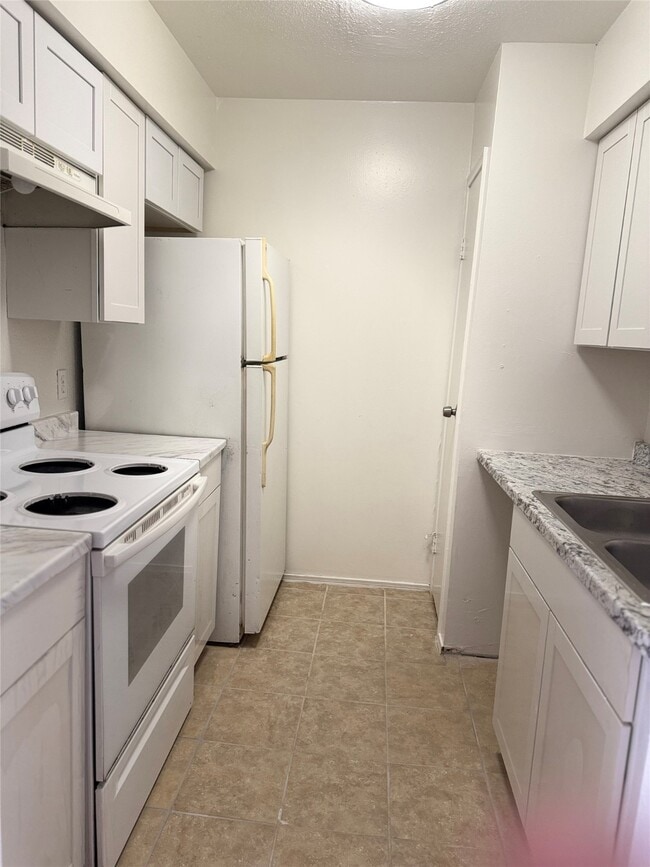 Photo - 12500 Sandpiper Dr Unit 212