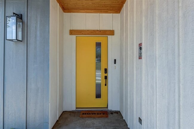 Photo - 1464 E Rosedale St