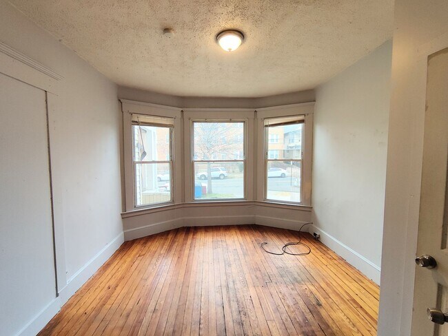 Photo - 1644 Chapel St Unit 1