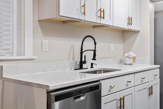 Photo - 1 Hazel St Unit 23L