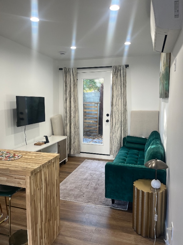 Photo - 3749 Hillcrest Dr