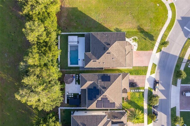 Photo - 1468 Grassland Ave