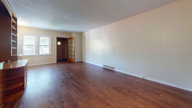 Photo - 1288 E 167th St Unit 1