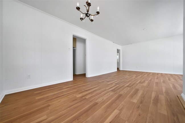 Photo - 504 N Magnolia Dr