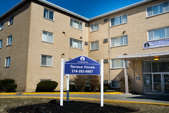Terrace House Apartments - Terrace House Apartments