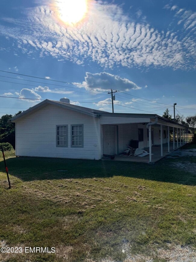 11090 Hwy 16 E Apartment For Rent in Philadelphia, MS
