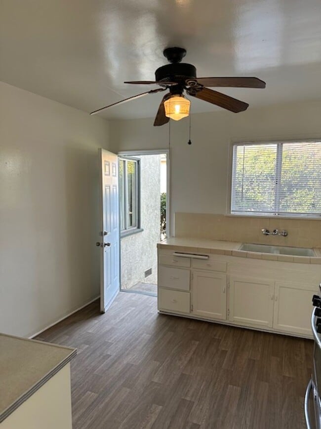 Photo - 16958-16960 Brighton Avenue Unit 16960