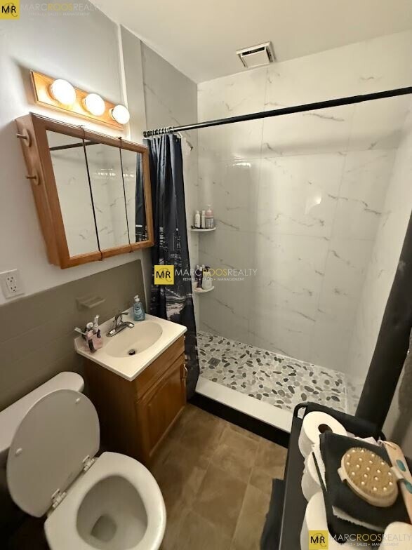 Photo - 456 Beacon St Unit 4