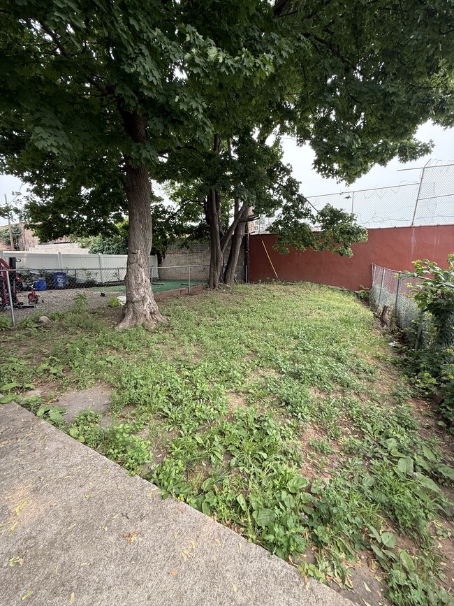 Photo - 410 Chadwick Ave