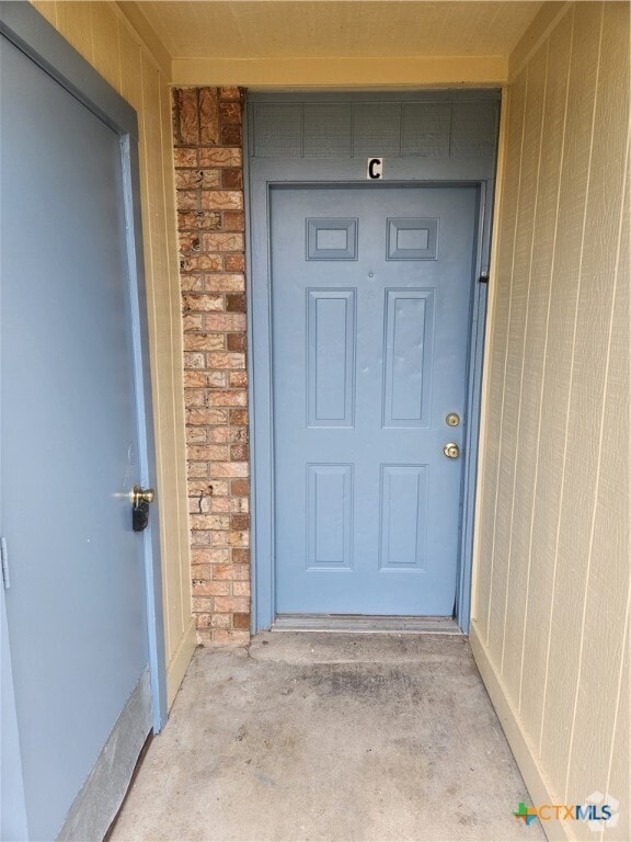 Building Photo - 812 Ticonderoga Dr Rental