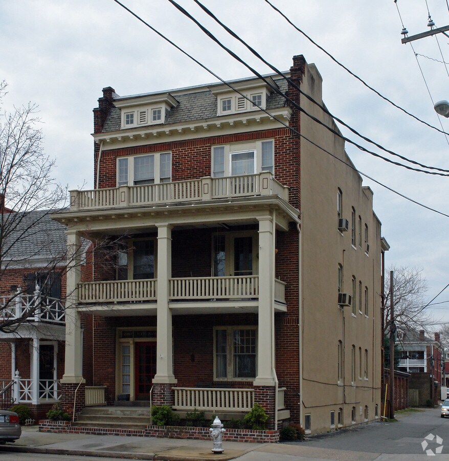 Wellington Apartments - Wellington Apartments