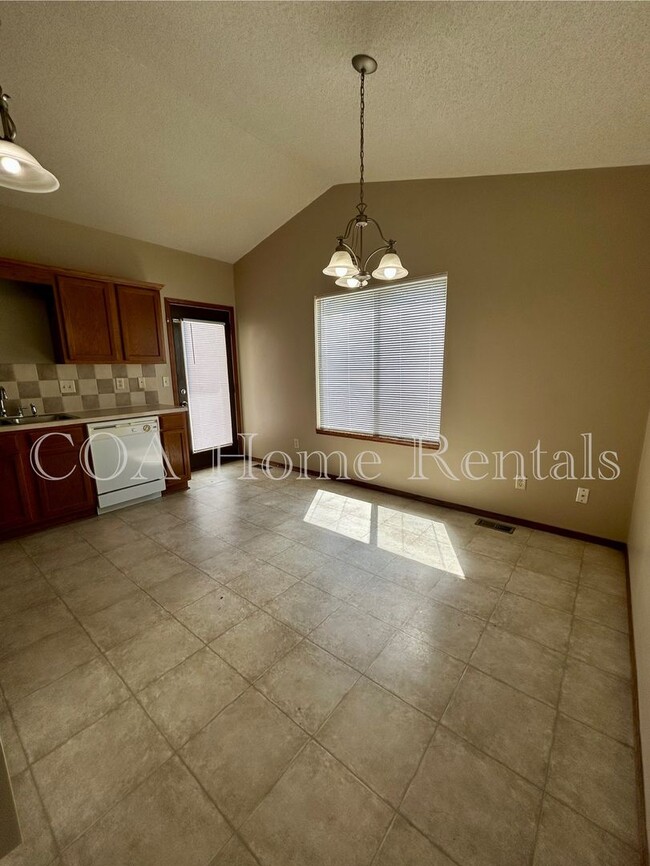 Photo - Kinkaid. Apartment Unit KinKaid