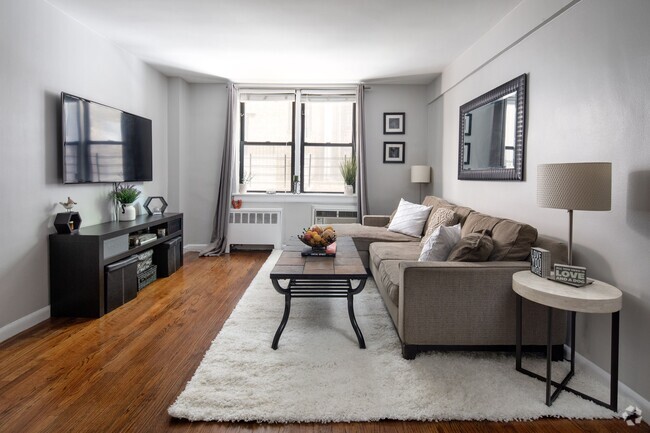 Building Photo - 439 E 88th St Rental