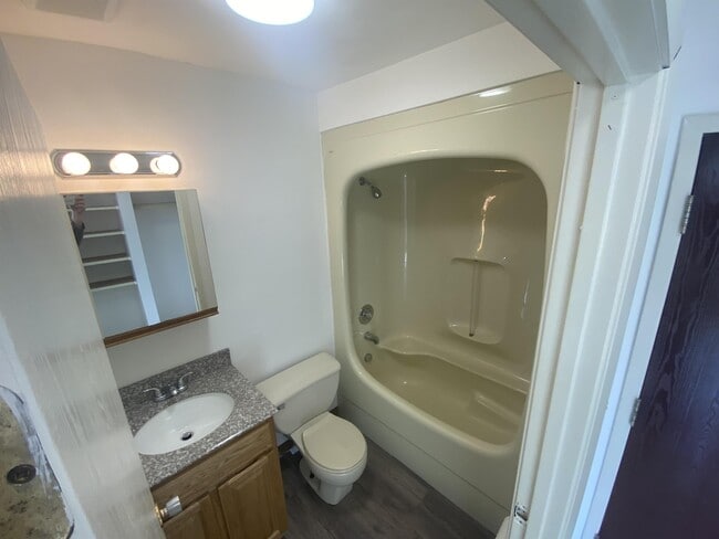 Photo - 218 Leith St Unit 202