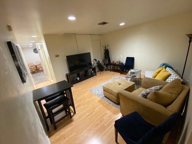 Photo - 744 South St Unit 3