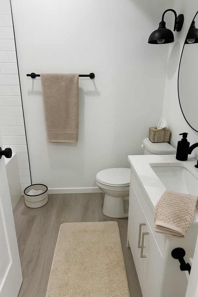 Photo - 7729-174A 174A Ave NW