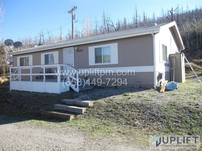Building Photo - 1 Bedroom plus den 2 Bath Manufactured Home for rent near Lake Cuyamaca