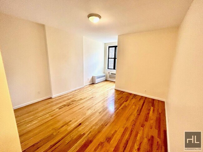 Photo - East 91st Street Unit 2G