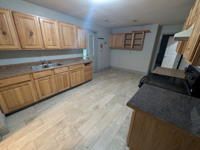 Photo - Arrowhead Unit Arrowhead  #8