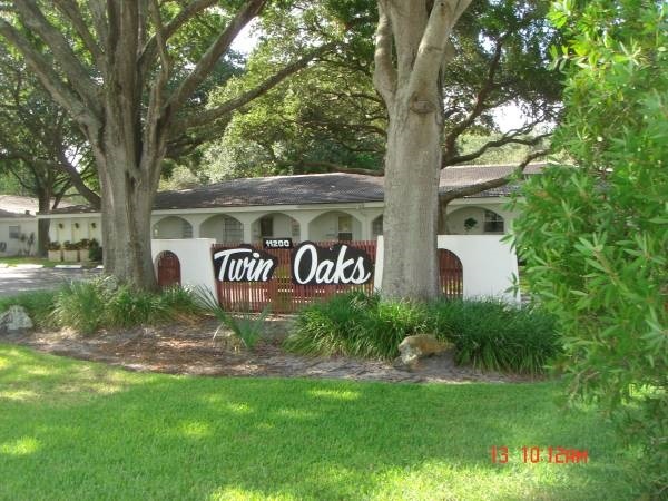 Building Photo - 11200 102nd Ave Unit #37